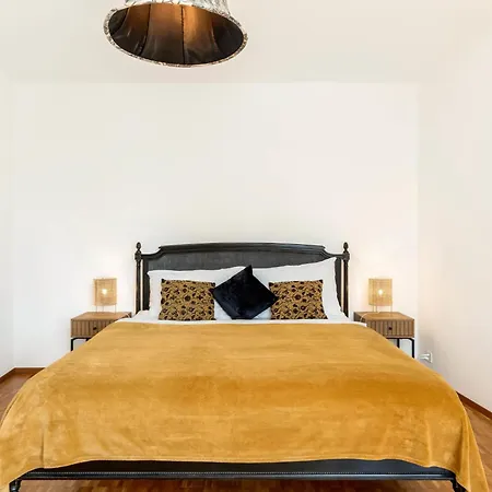 Junior Modern-20 By Interhome *